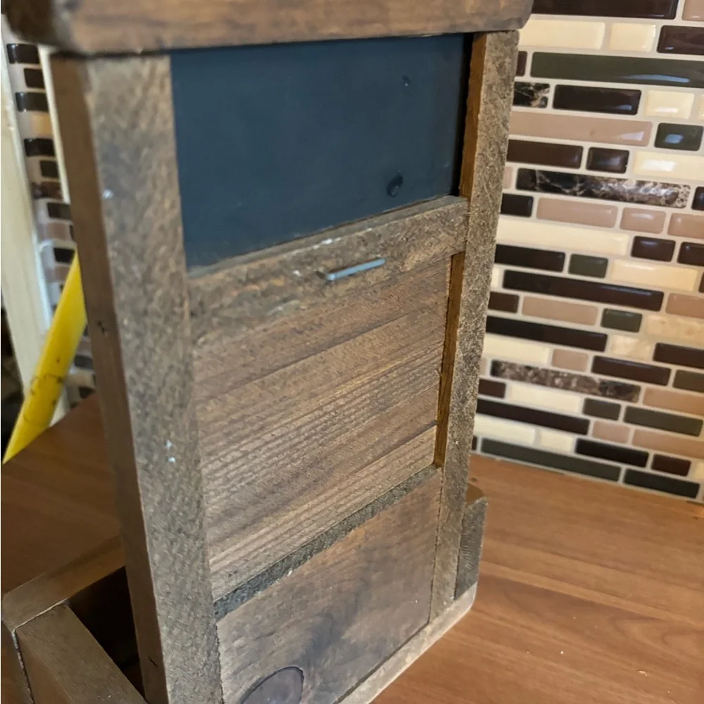 Rustic Wooden Washboard Mirror Planter